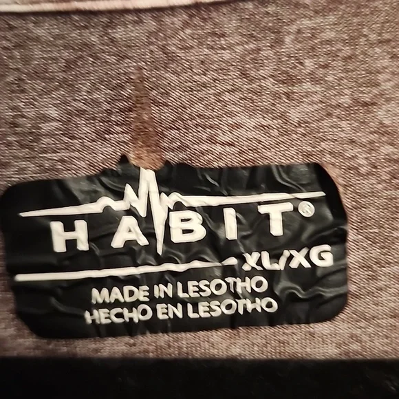 Men's Habit Realtree Brown Camo Shirt - Picture 4 of 10